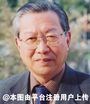 卞春及