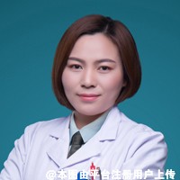 李雪摇